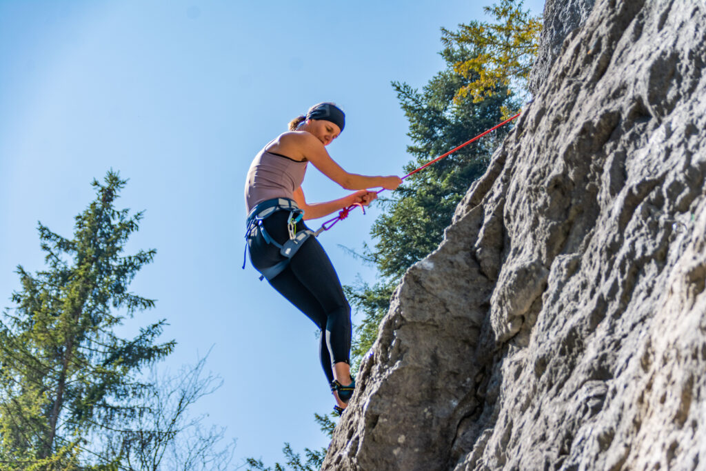 Seiltechnik und Basics für den Klettergarten